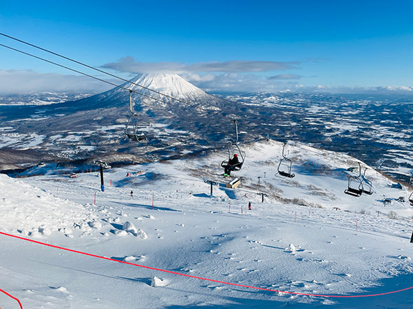 雪山の画像